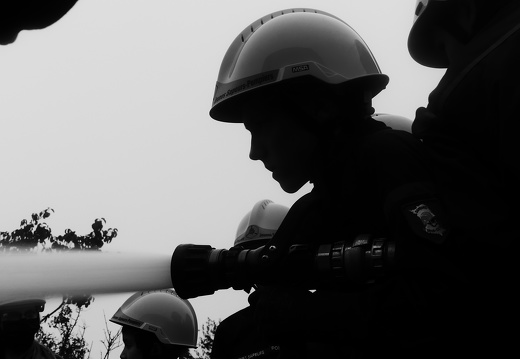 4A0BB3B2-43FF-49C2-9293-74066FE94A3B